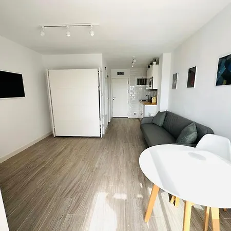 Modern White *