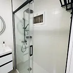 Modern White *